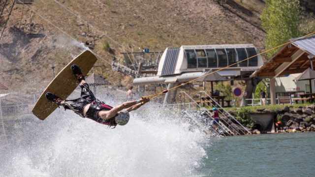 Anticonf Wakeboard